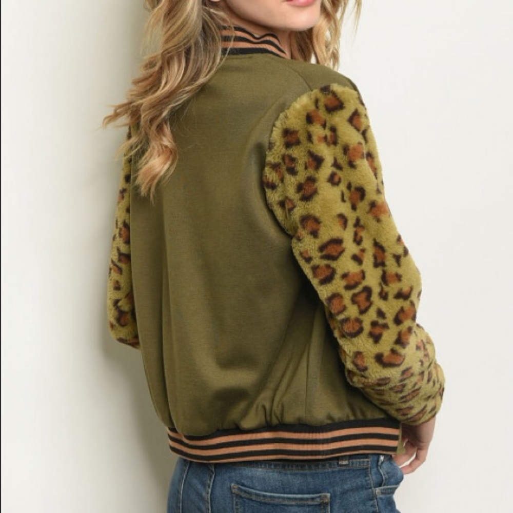 Animal Leopard Print Jacket - Picture 2 of 7